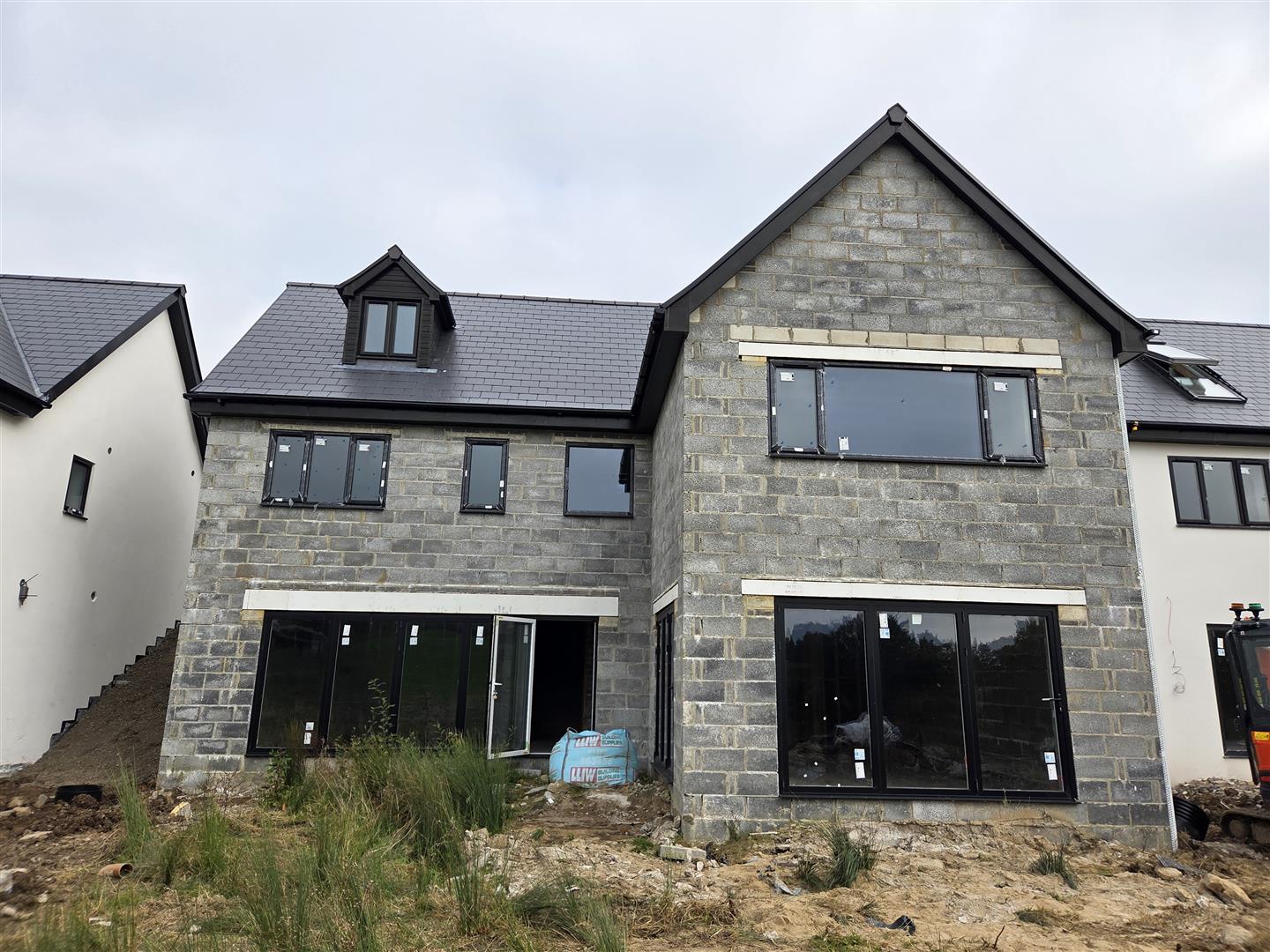 Plot 4, Heol Caegwyn, Drefach, Llanelli